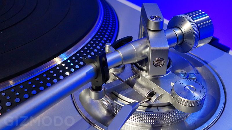 Illustration for article titled The Technics 1200 Turntable Is Back
